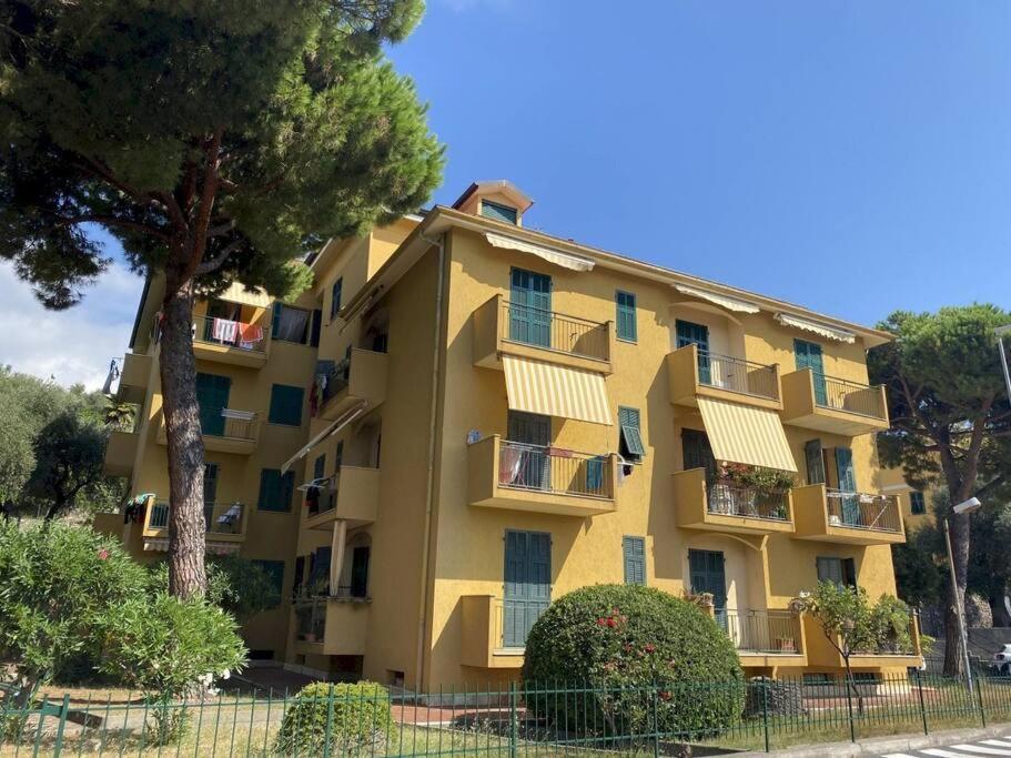 Casa Di Ro - Coloratissima A 300 Metri Dal Mare Apartment San Bartolomeo Al Mare Exterior foto